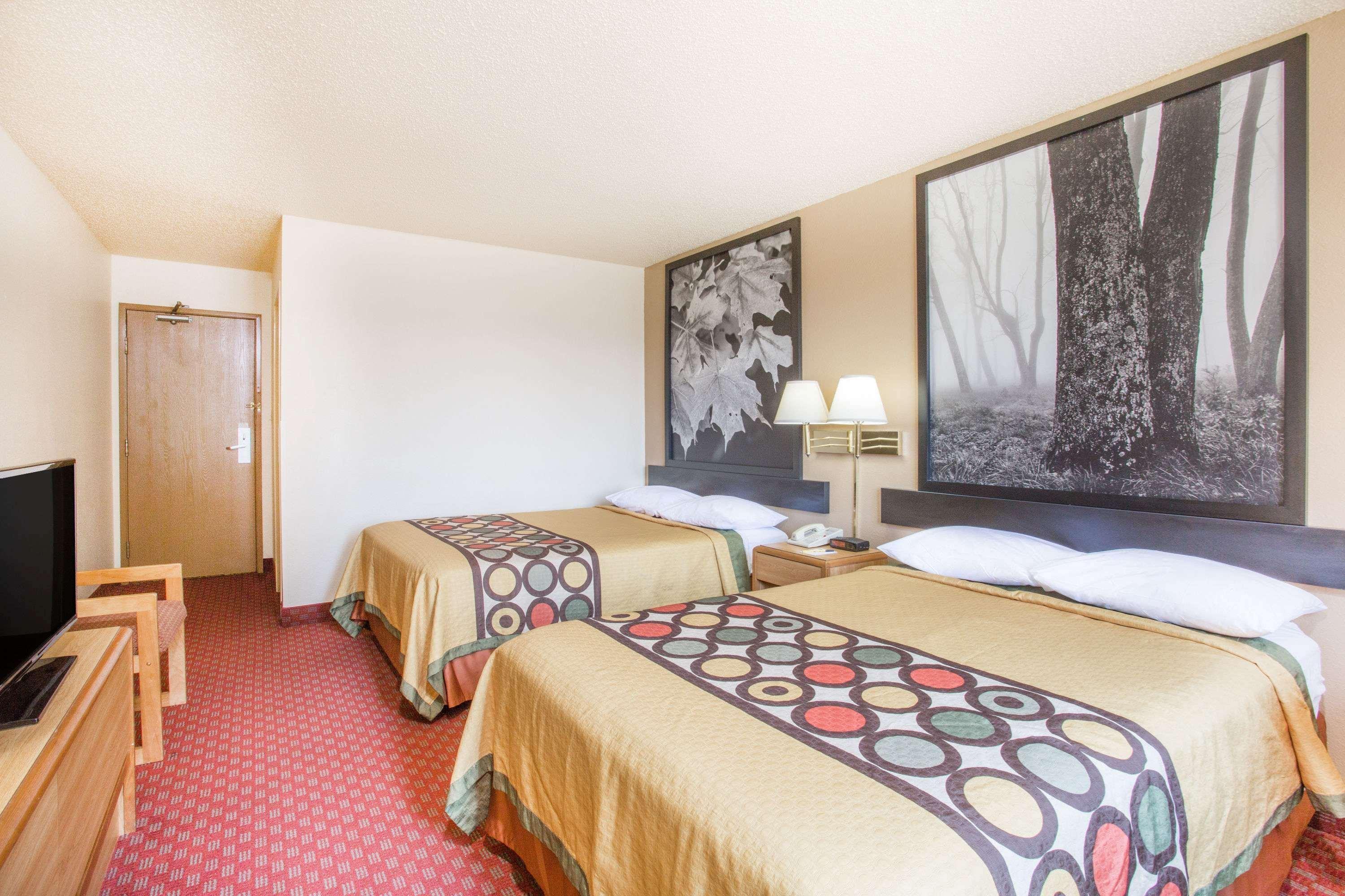 Hotel Super 8 By Wyndham Lexington Va Esterno foto